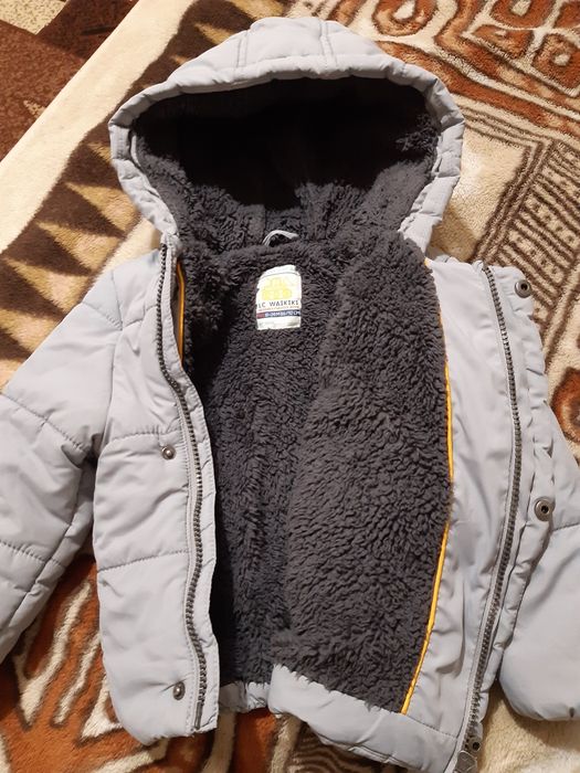 Курточка на холодну осінь LC Waikiki на 1,5 - 2 роки