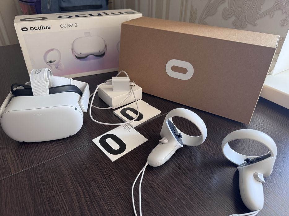 Продам Oculus Quest 2