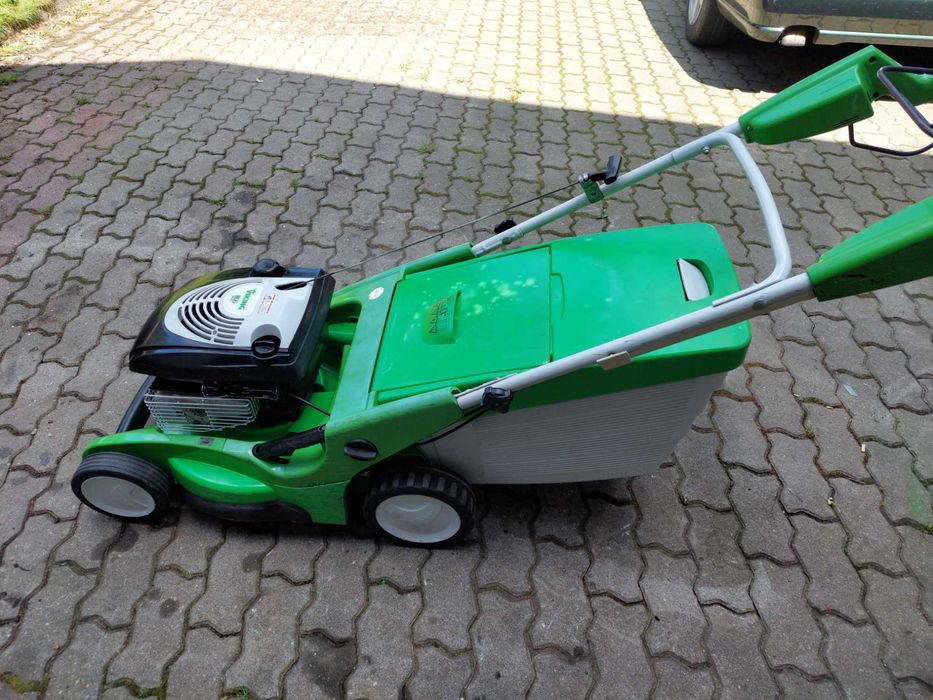 Kosiarka Viking 650 T spalinowa Briggs Quantum
