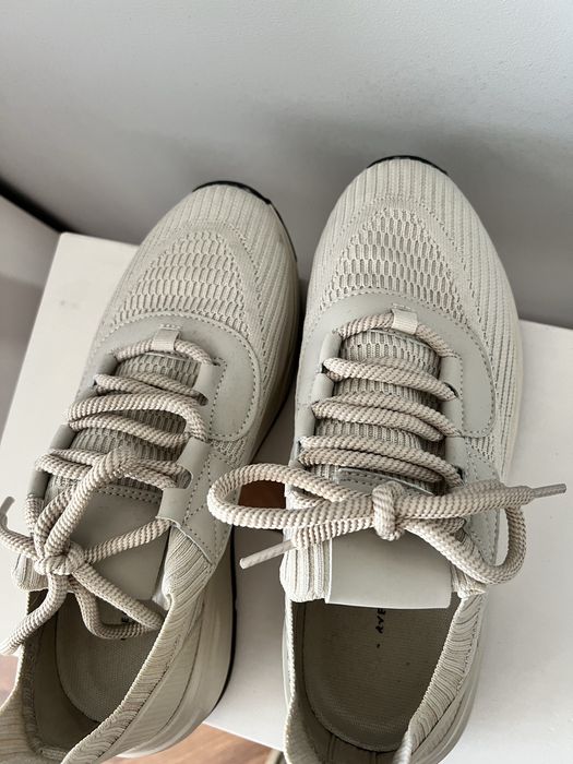 Buty 41 Reserved