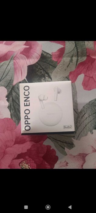 Słuchawki nowe białe