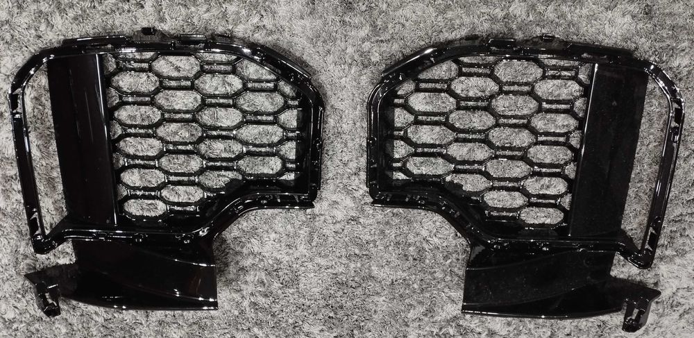 BMW X5 G05 решітка бокова нижня M пакет 51118069210 51118069209