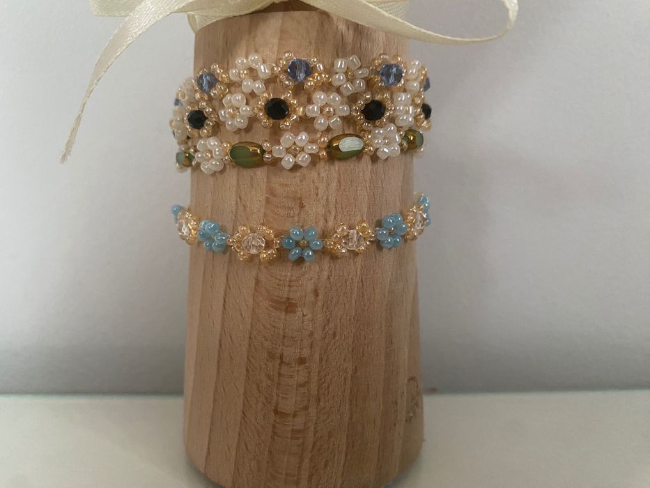 Bransoletka flowers, zielona