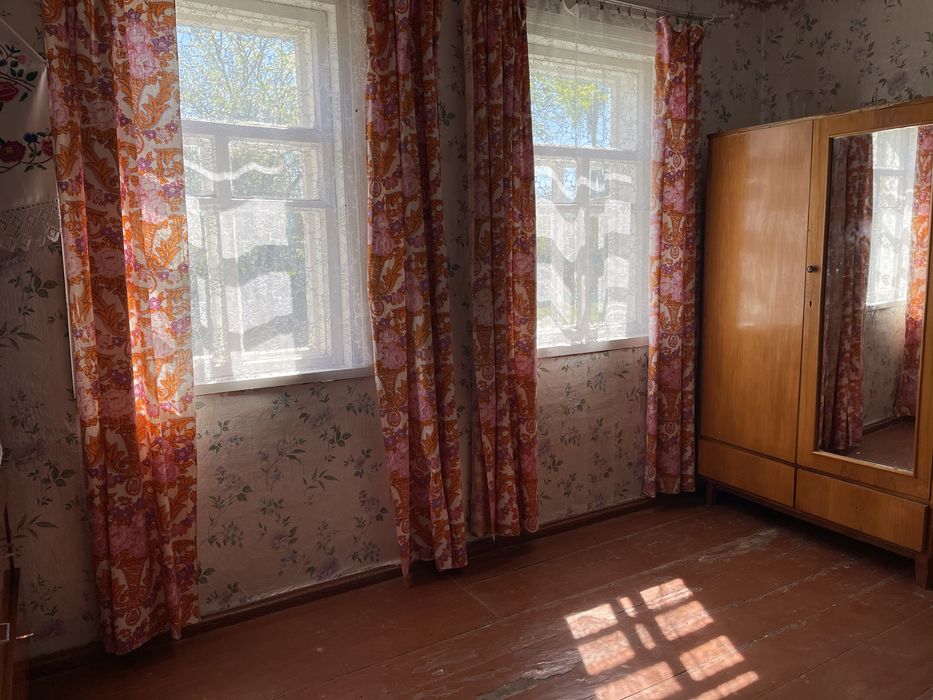 Продам затишний будинок.140 км. від Києва. 50 км. до Чернігова