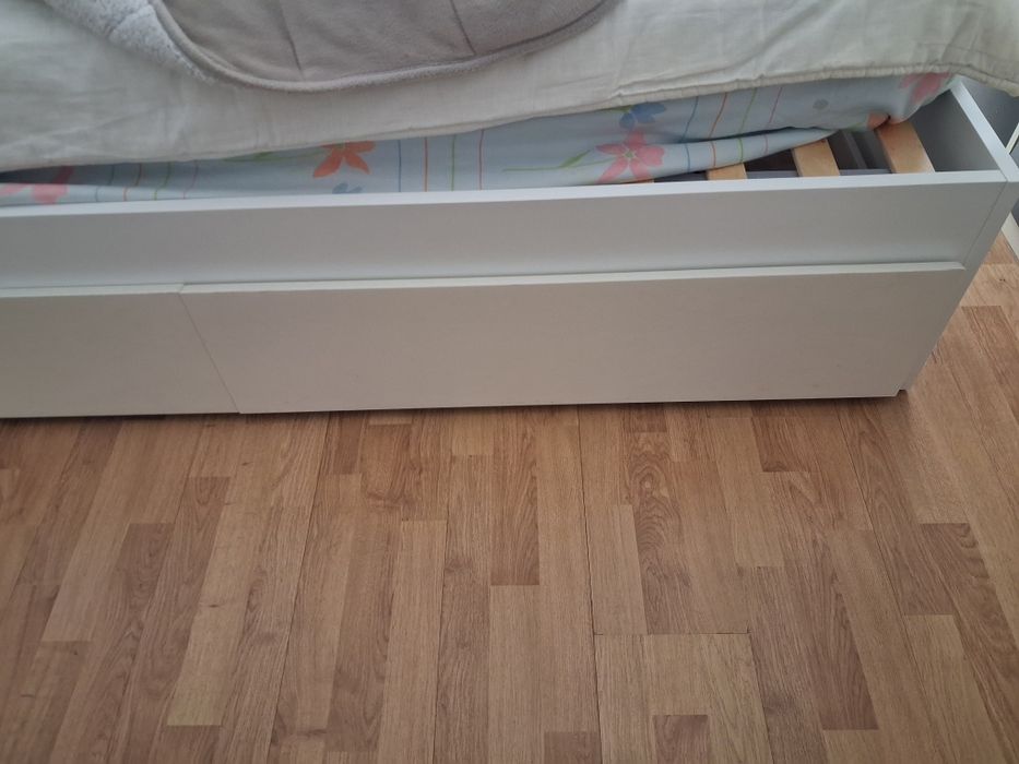 Cama IKEA MALM + 2 gavetōes +colchão + estrado