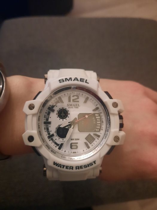 Zegarek biały smael nowy