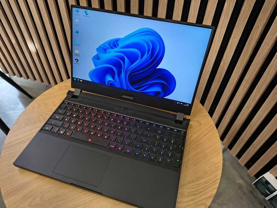 Gigabyte AORUS 15P . i7-11800h, RTX3060, 16GB, 1TB SSD, 240Hz - KRAKÓW