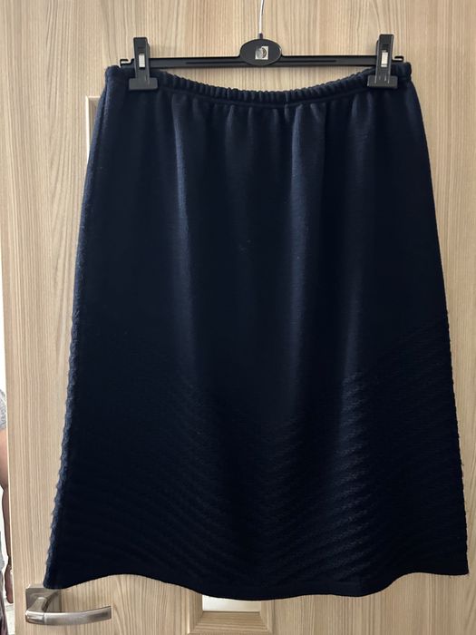 Gruba spódnica na gumce