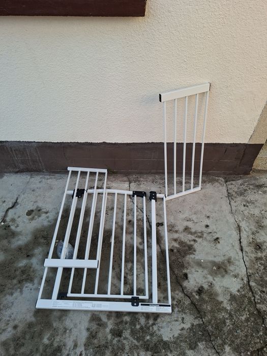 Tytuł: Bramka zabezpieczająca dla dzieci + 2 rozszerzenia, do 132 cm
