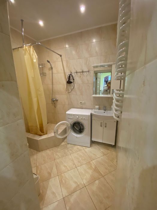 Комфортна та затишна квартира в центрі