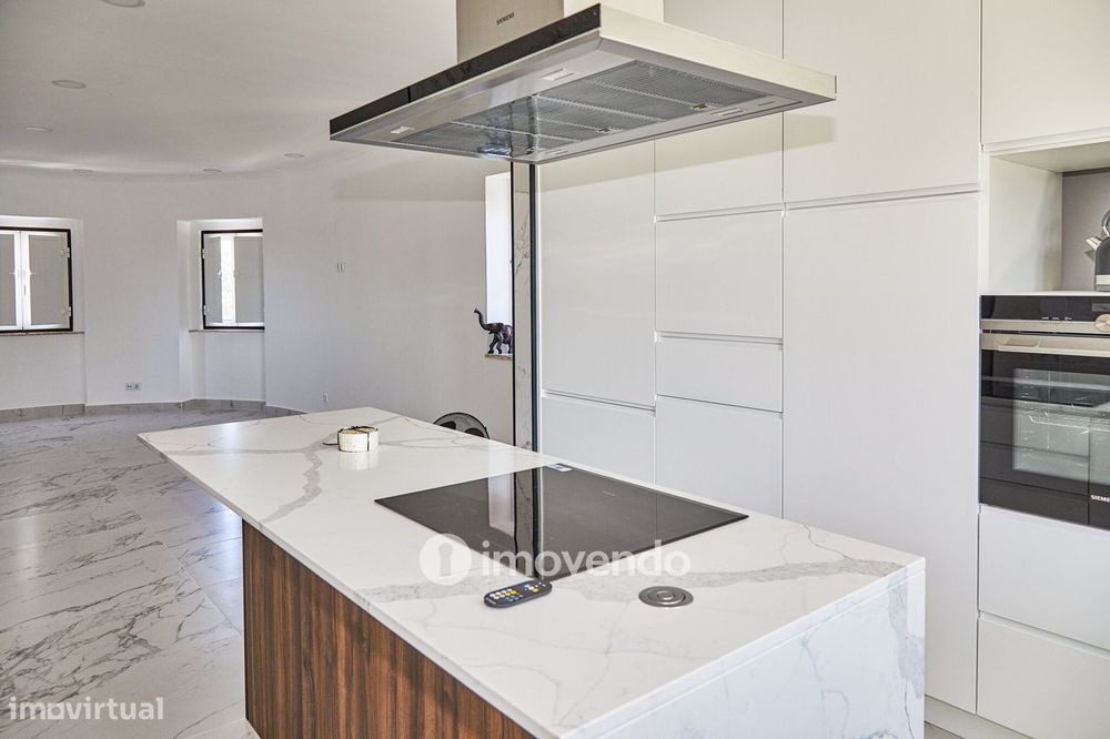 Andar de moradia T2 totalmente remodelado, em Reguengos de Monsaraz