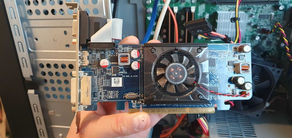 Dell komputer stacjonarny , brak dysku