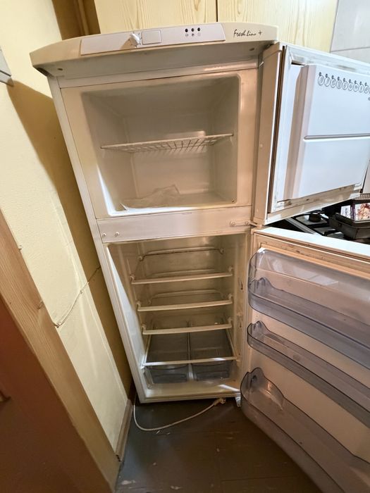 Lodówka Amica sprawna