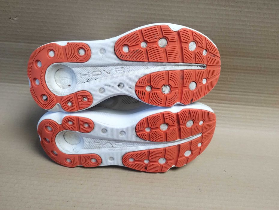 buty biegowe Under Armour 39