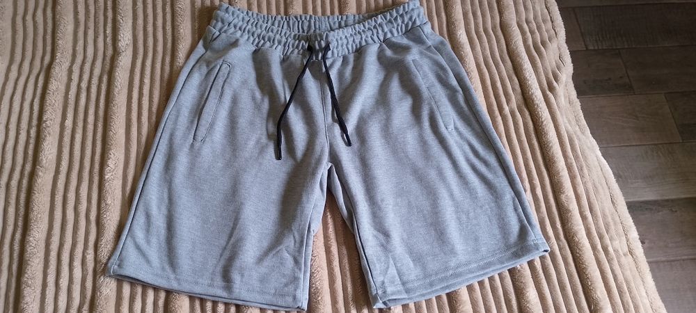 Шорти чоловічі L