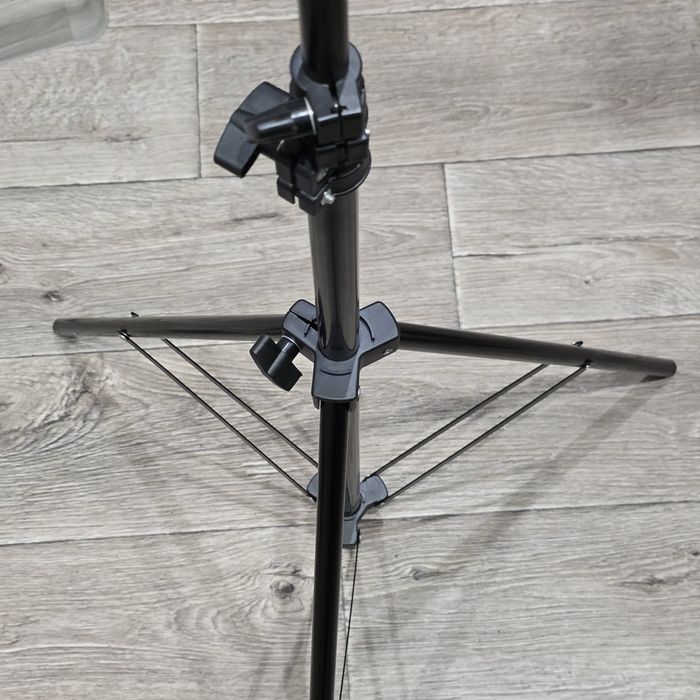 Т-стійка тримач для фотофону 210х200 см з 4 зажимами