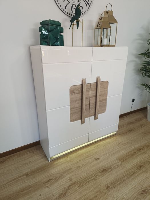 Móvel sala / louceiro
