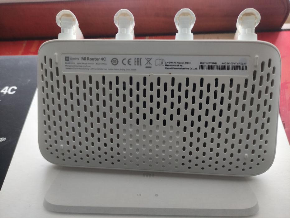 Продаю Mi Router 4c