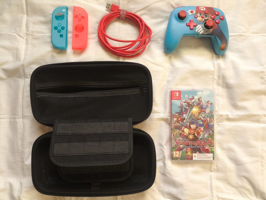 Nintendo Switch OLED + Extras