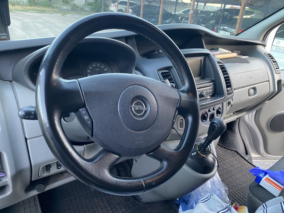 Опель Віваро 13 рік