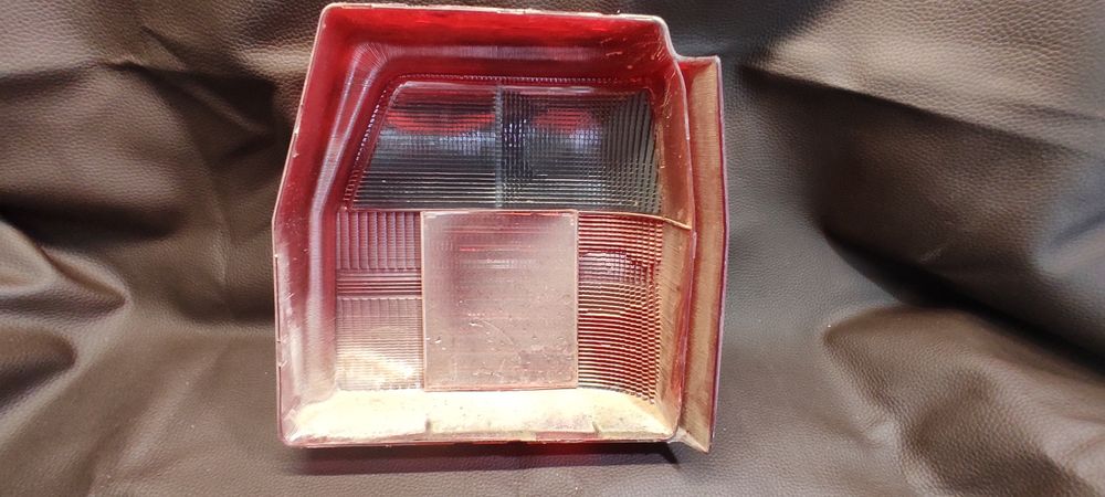 Farol Fiat uno Esquerdo