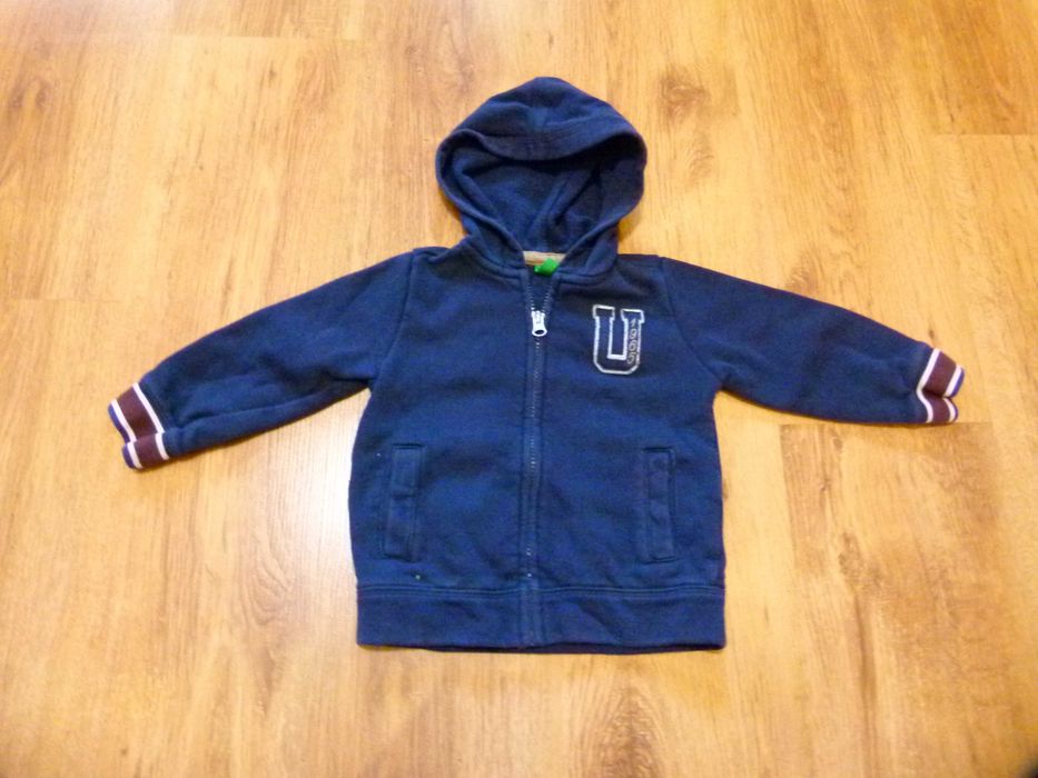 rozm 86/92 Benetton bluza granatowa z kapturem na zamek chłopięca