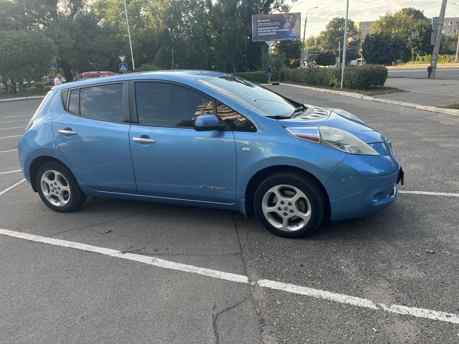 Nissan leaf, електро