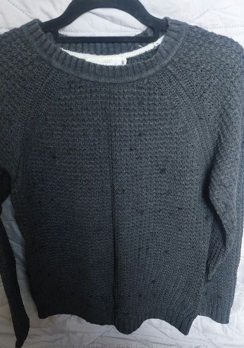 Czarny sweterek H&M