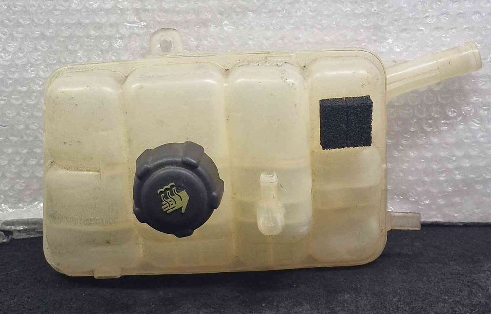 Reservatório / Depósito da Água / Líquido de Refrigeração RENAULT MEGANE IV Hatchback (B9A/M/N_) ano 2016