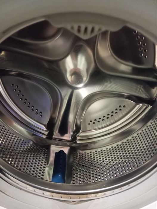 Стиральная машина Zanussi Lindo 300. На 6 кг.