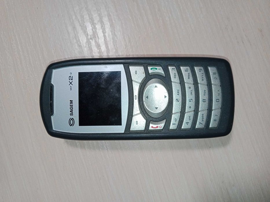 Мобильный телефон SAGEM
