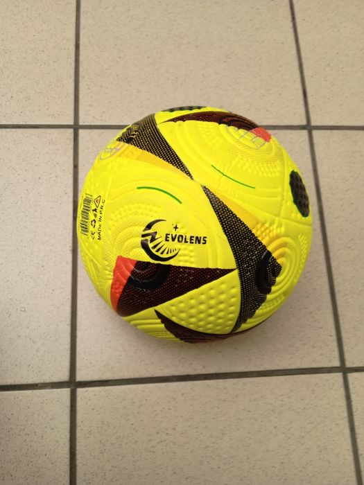 Piłka Nożna Neonowa Żółta EVOLENS Treningowa Football Soccer Ball Sport XXL