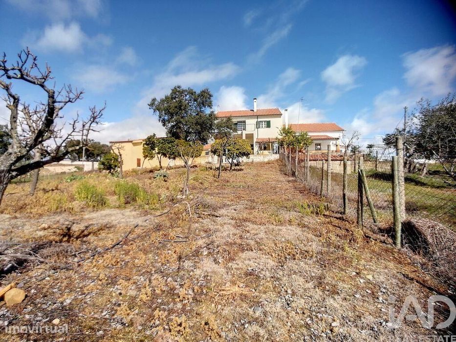 Casa / Villa T3 em São Pedro do Esteval de 179,00 m2