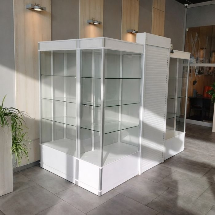 Komplet mebli sklepowych/ wyspa