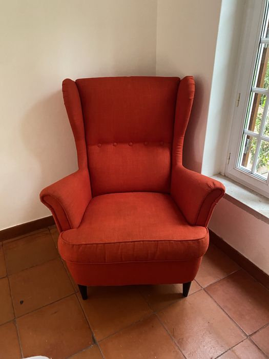 Poltrona IKEA STRANDMON  (nova custa 239€).