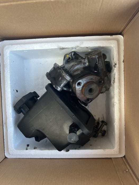 Насос ГУР Sprinter 2008 2.2