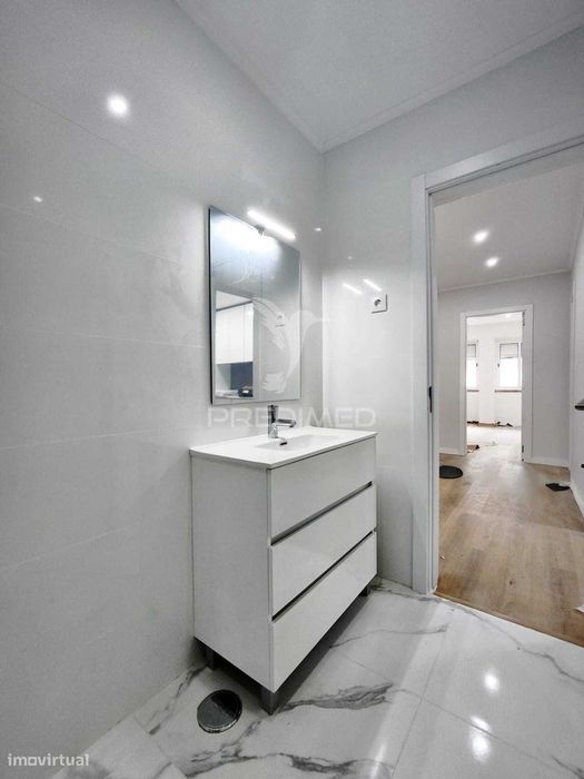T3 Totalmente Remodelado | Amadora | Espaço Exterior | 359.000 €
