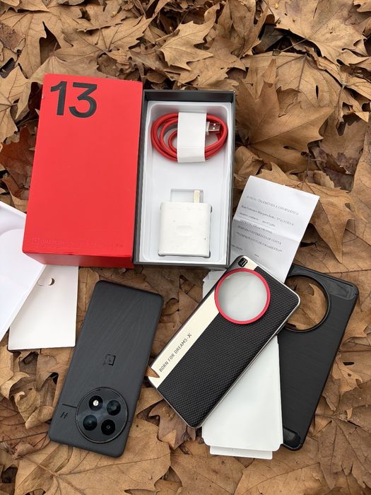 One plus 13  e S25Fe novo nunca usado  ambos 256Gb