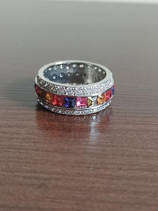 Каблучка з кольоровими фіанітами