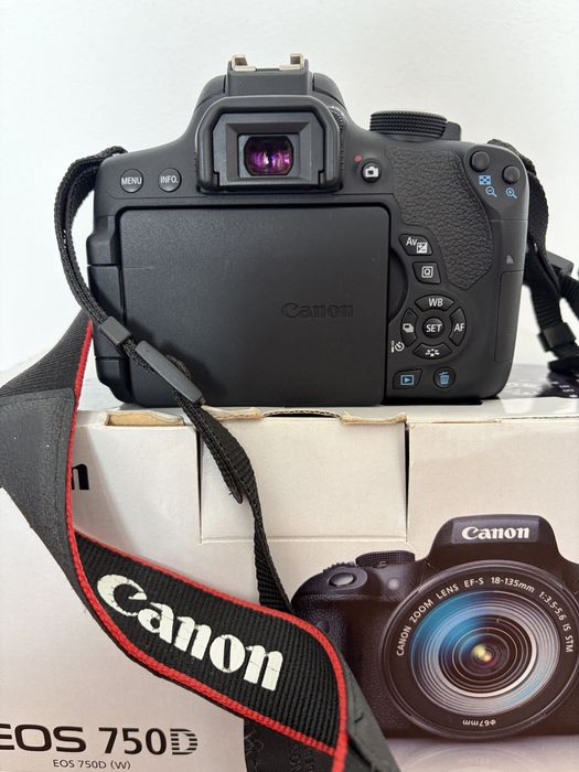 Maquina fotografica canon 750D
