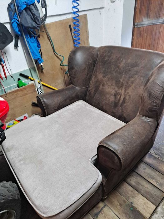 Bardzo wygodny fotel skórzany