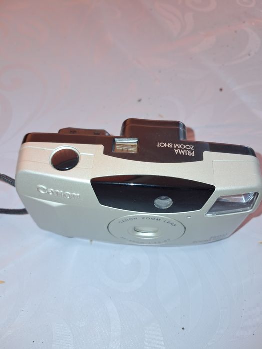 Máquina fotográfica Canon  de rolo
