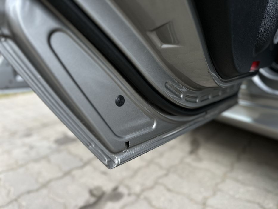 Продам мерседес Б класс 1.7 бензин АВТОМАТ