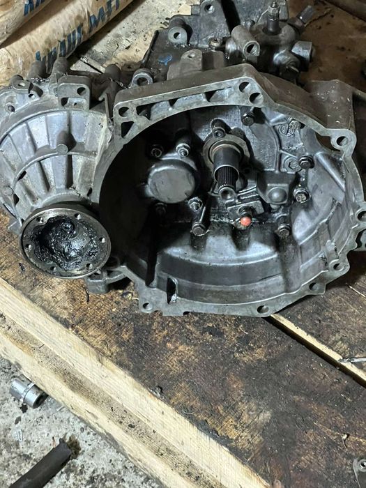 Коробка передач кпп  Volkswagen golf 5 Seat Audi Skoda 2.0 fsi 6 ступка
