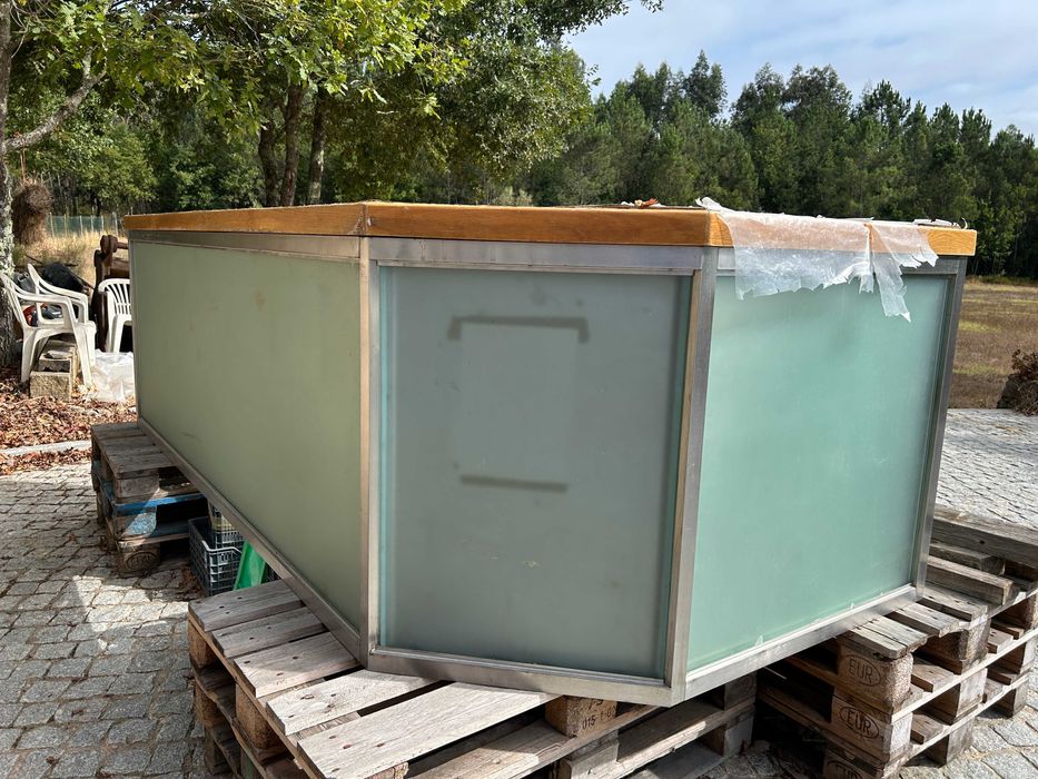 Balcão para comercio ou outra finalidade