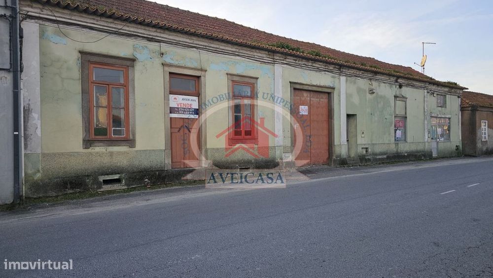 Moradia antiga para recuperar e expandir