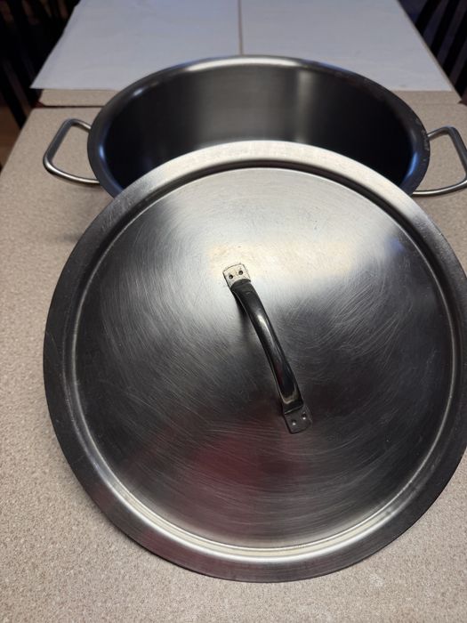 Tachos varios em inox em excekente estado