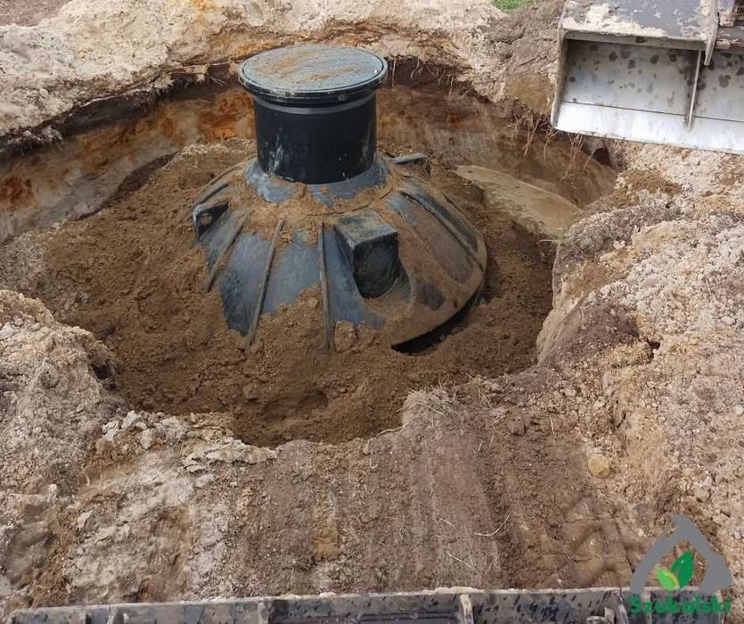 Odwodnienie, łapacz deszczu, deszczówka, drenaż, zbiornik na wodę