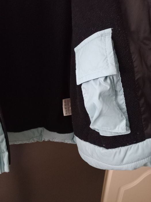 Casaco azul acokchoado forrado a flanela preta