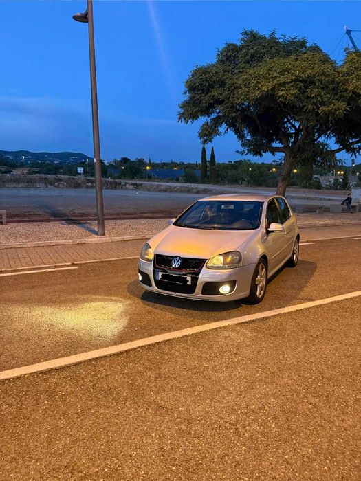 Volkswagen Golf V 2.0 TDI Sport — photo 3